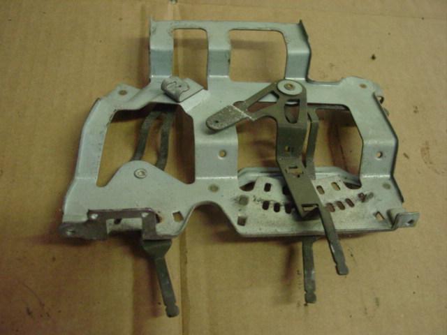 Suzuki samurai climate control levers