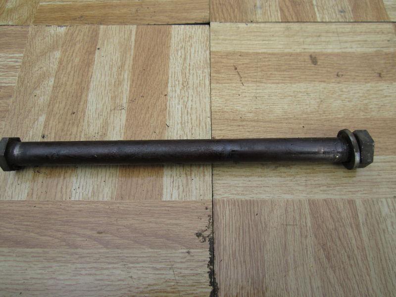 1982 yamaha yz125 yz 125 .. swingarm bolt