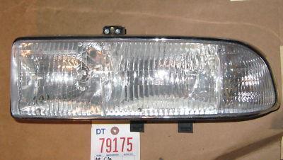 Chevy 98-03 s10 blazer headlight head light/lamp 1998 1999 2000 2001 2002 2003