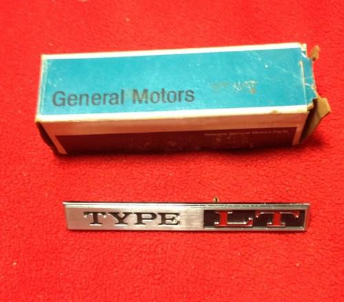 Nos emblem "type lt" for 1975-76 chevrolet camaro rear body & sail  panel z28 rs