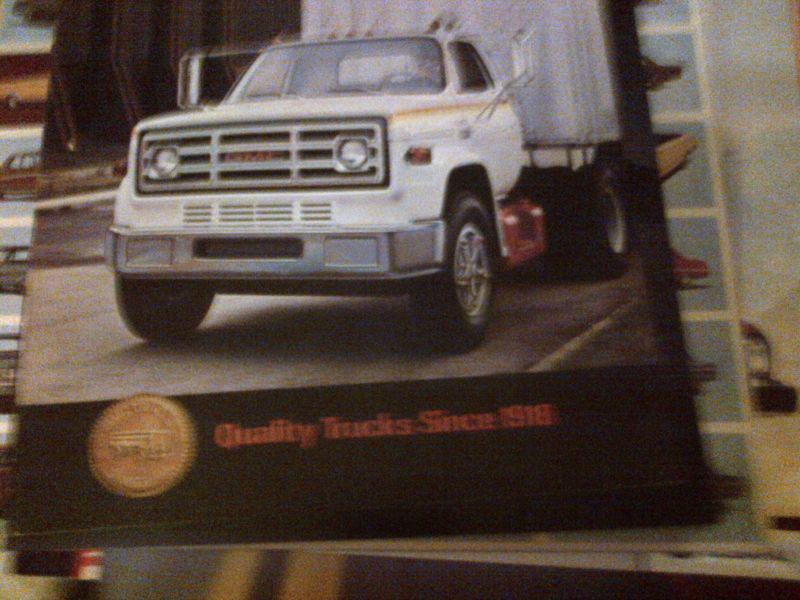 1980 gmc 97.5 conventional trucks   brochure       -