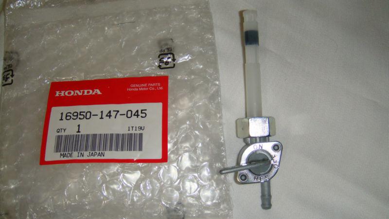 Genuine honda nc50 1977-1978-1979-1980 new petcock oem