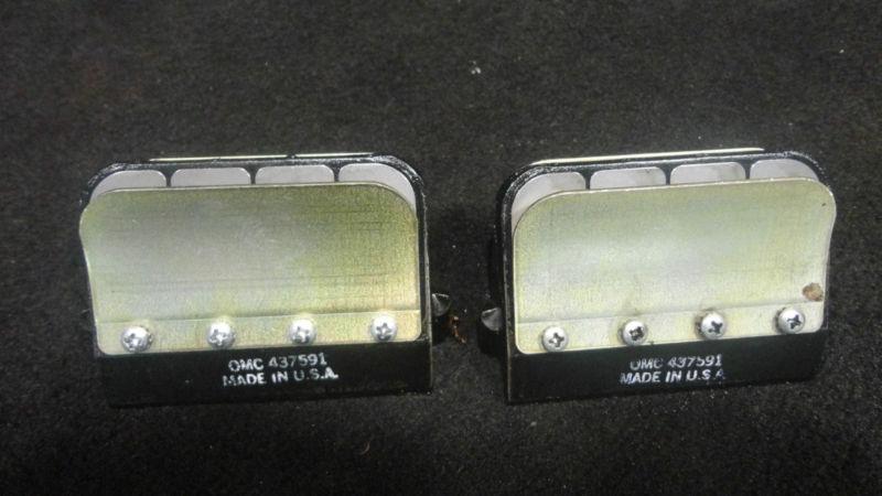 2 reed boxes #437591 #0437591 johnson/evinrude 1997-2006 75/175hp boat #2(563