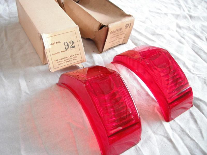 Pair nos griffin no 91 92 l&r  plastic tail light lens lenses 1950- 52 plymouth