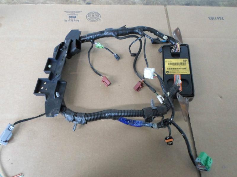 99-04 jeep grand cherokee driver's side power seat track wiring w/memory oem 