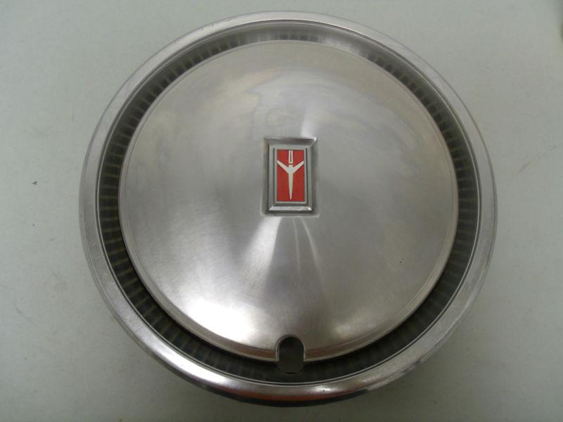 Vintage 1982 1983 stock oldsmobile cutlass cierra 13" wheel cover hub cap oem #2