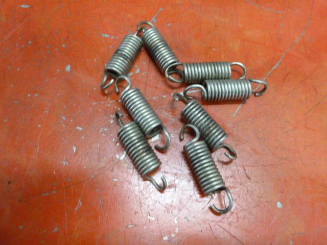 Skidoo renegade rev 04 2004 600 ho oem exhaust springs spring mxz gsx 800?