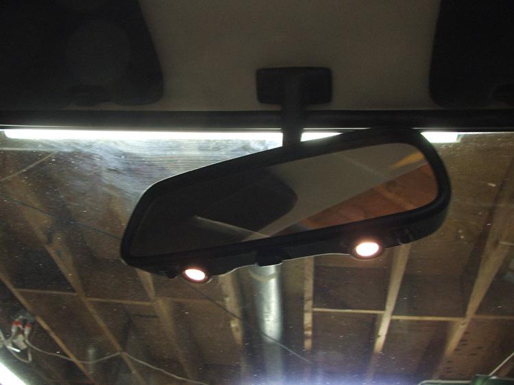 Bmw e30 325 m3 e28 m5 e24 m6 2002 e21 oem rearview mirror w/ working map lights