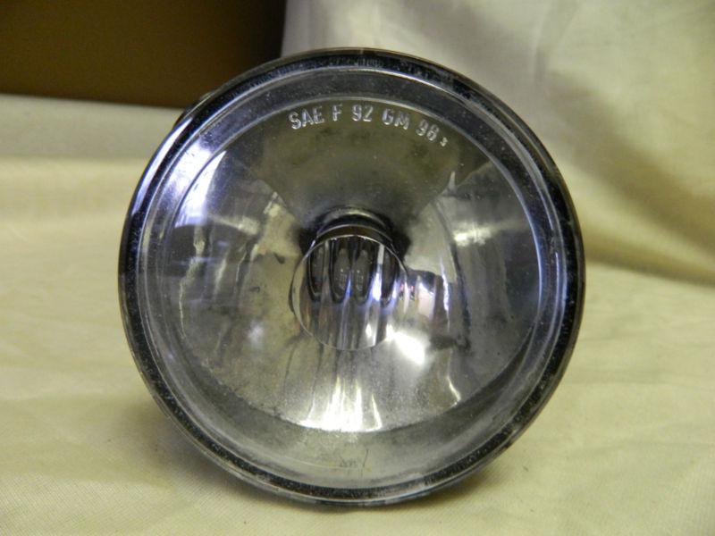 Oem 1999-2005 pontiac aztek bonneville montana 4" fog light / driving lamp 