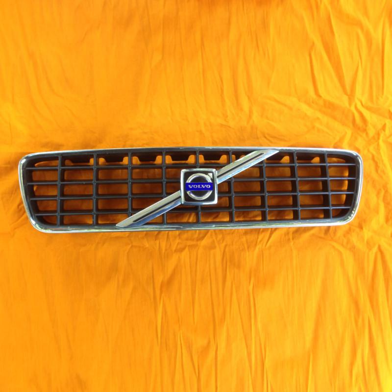  volvo s60 2001-2004 chrome grill grille volvo s60 2001-2004 9190740/9151881 oem