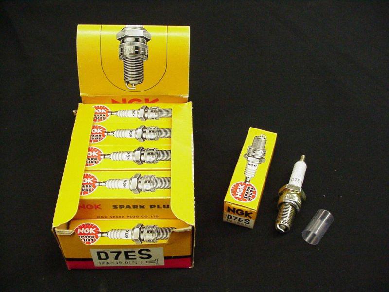 Ngk d7es spark plugs lot box of 10 plugs nib vintage motorcycle bike 