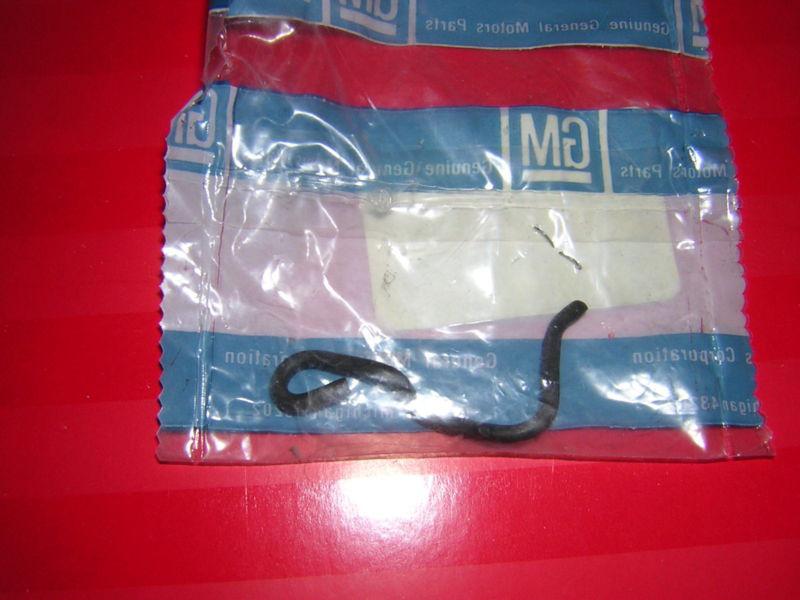 Nos gm coolant reservoir retainer 