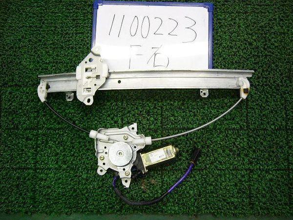 Nissan cima 1996 front right door regulator [3-13120]