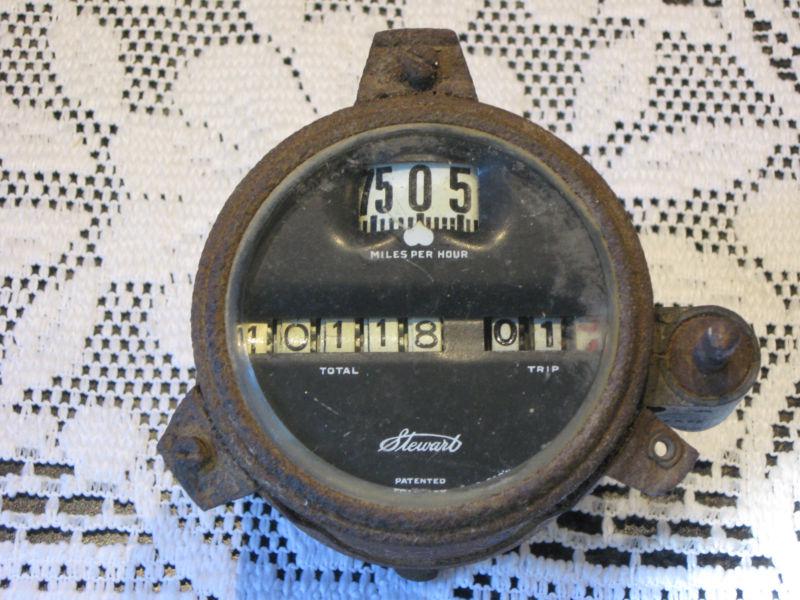 Vintage early 1900s stewart revolving speedometer 0-75 mph drum spins freely!