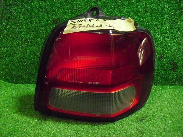 Daihatsu mira moderno 1997 rear right combination lamp [8815500]