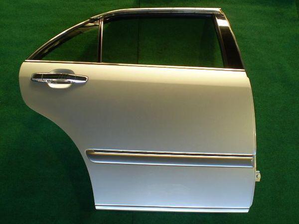 Toyota progres 2001 rear right door assembly [0413300]