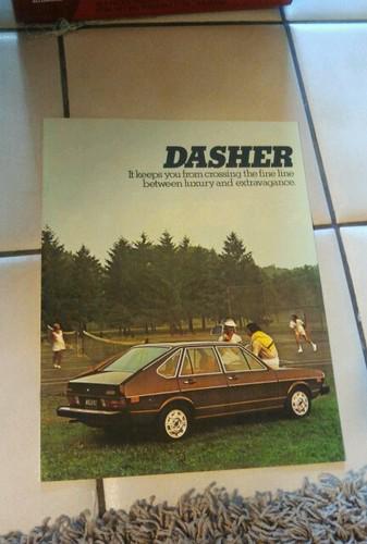 1976 76 vw volkswagen dasher dealer sales brochure catalog folder