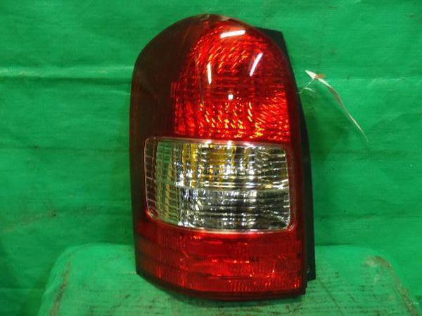 Mazda mpv 2000 rear left combination lamp [3015600]