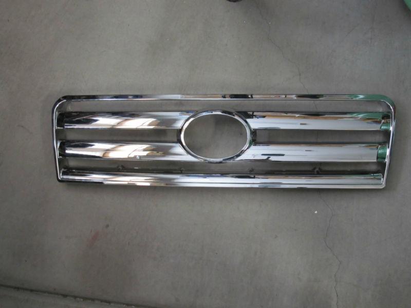 Toyota highlander base, sport chromed abs grille overlay gi/11 trim 2004-2007 