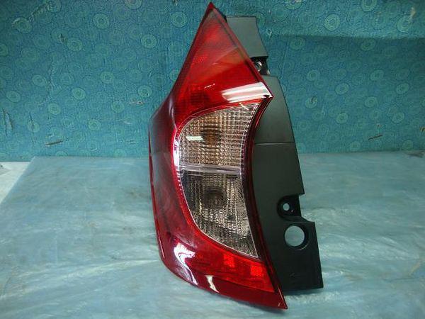 Nissan note 2012 rear left combination lamp [1915600]