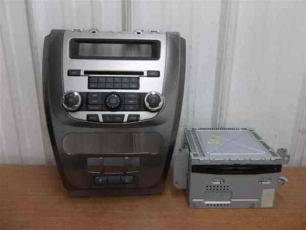 2010 10 fusion milan radio 6 disc cd player oem lkq