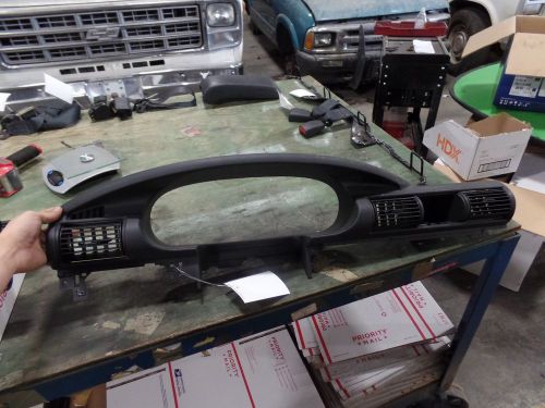 04 chrysler sebring speedometer dome dash trim panel w ac vents