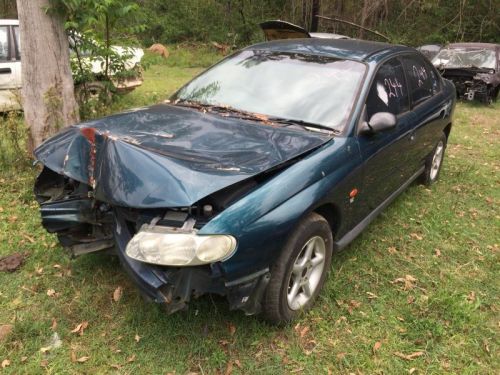 1998 holden vt commodore brake caliper rh drivers rear #c244