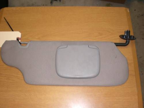 Ford windstar 2000 sun visor w/mirror passenger side rh