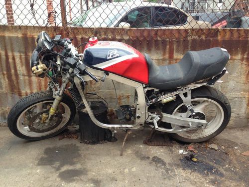 1986 gsx-r 1100 rolling frame