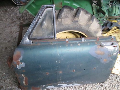 1952-1953 ford convertible / victoria l (driver side door)