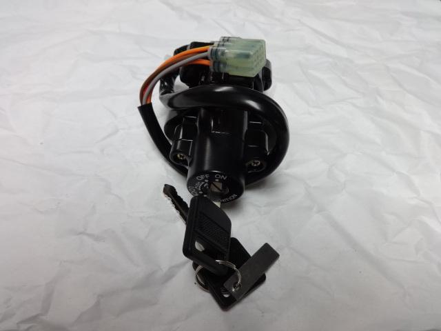 Suzuki gsxr600/750/1100 ignition switch with keys   1994-1998