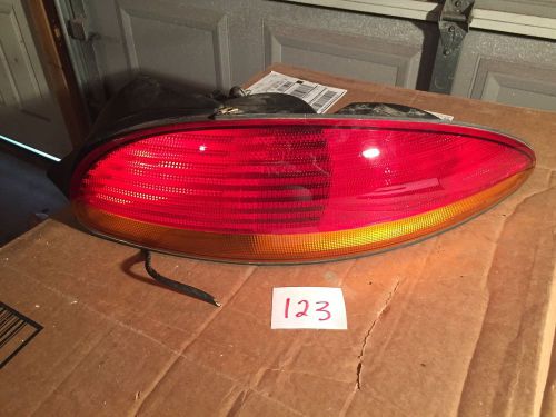 02 03 04 concorde right passenger tail light