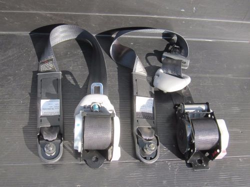 (031jdm mitsubishi cn9a evo4 evo iv lancer front seat belt shoulder pads oem