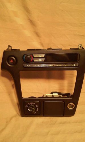 01 02 03 infiniti qx4 climate control radio dash bezel