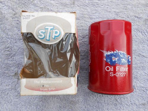 Nos nice rare vintage &#034;stp s-0227&#034; oil filter ~ candy apple red