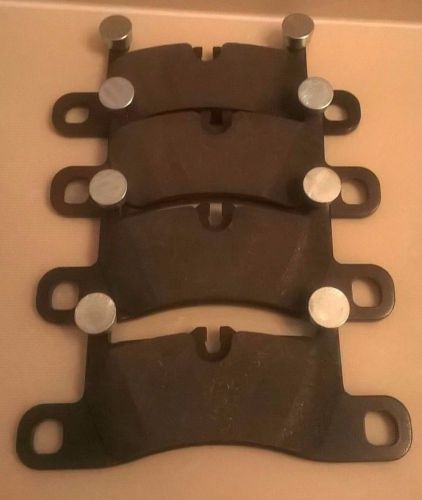 Brand new genuine porsche 11 12 13 14 15 cayenne rear brake pad set 95835293980