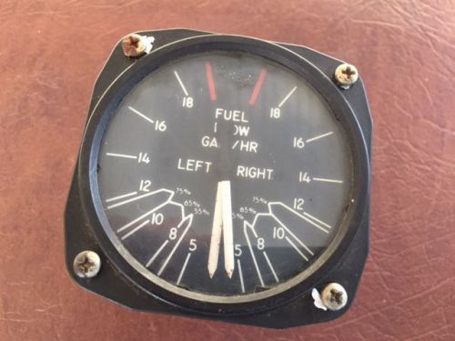 Reduced, aircraft dual fuel pressure gauage, united instruments, inc