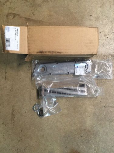 New genuine gm 93176626 oil cooler 2003-2004 cts 1997-2001 catera