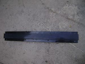 93-02  camaro firebird t-top center bar bracket  z28 rs trans am formula t  top