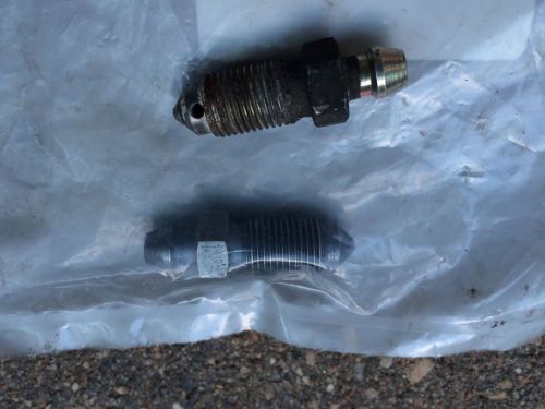 Two volvo caliper bleeder valve screws - genuine volvo 30665014 - for p2/p80 oem