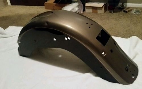 Fender, fatboy, softail vivid black / smokey gold (repairable)