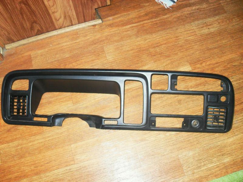 Dodge ram 1994-1997 dash bezel cluster radio trim  