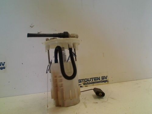 Fuel pump fuel pump c nissan primastar bus 1.9 dci 100 (f9q-760) 2004-