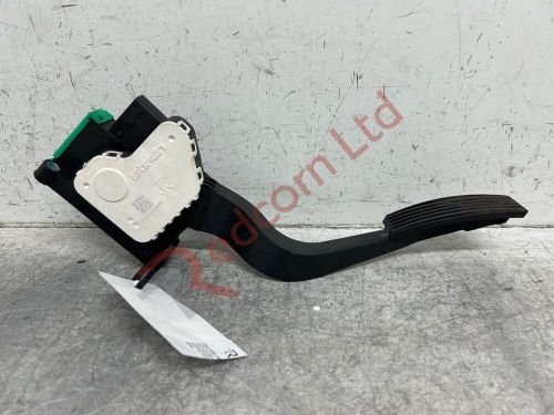 Fiat 500l lounge 2012-2022 throttle pedal