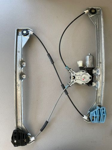 2005 buick lacrosse left front window regulator with motor