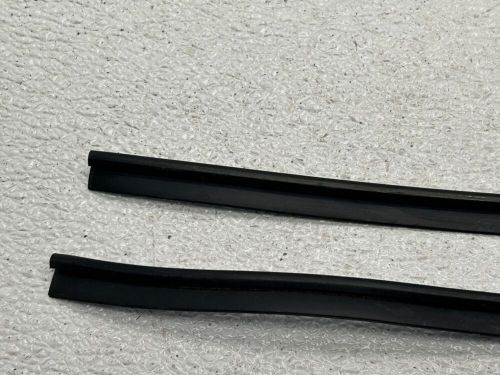 14-22 harley touring rubber strip trim