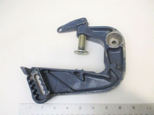 0380215 evinrude johnson outboard 9.5 hp right stbd stern bracket clamp