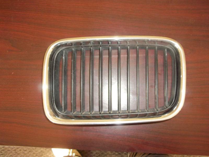 1992 1993 1994 1995 1996 bmw 328 325 323 320 318 grill oem left driver side