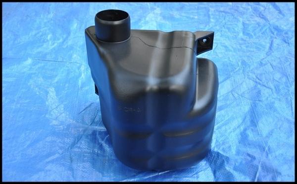 88-91 honda crx / civic - air intake cleaner resonator chamber box 17246-pm7-000