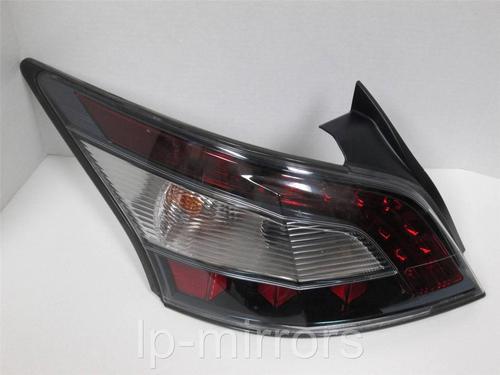 09 10 11 12 nissan maxima left driver side led factory tinted black side scuff